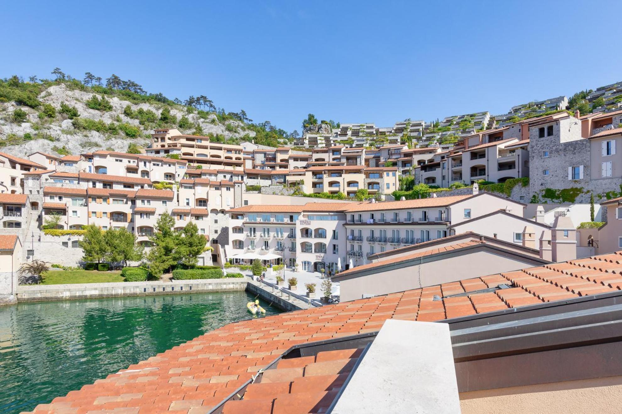 Portopiccolo Apartments Sistiana Exteriör bild