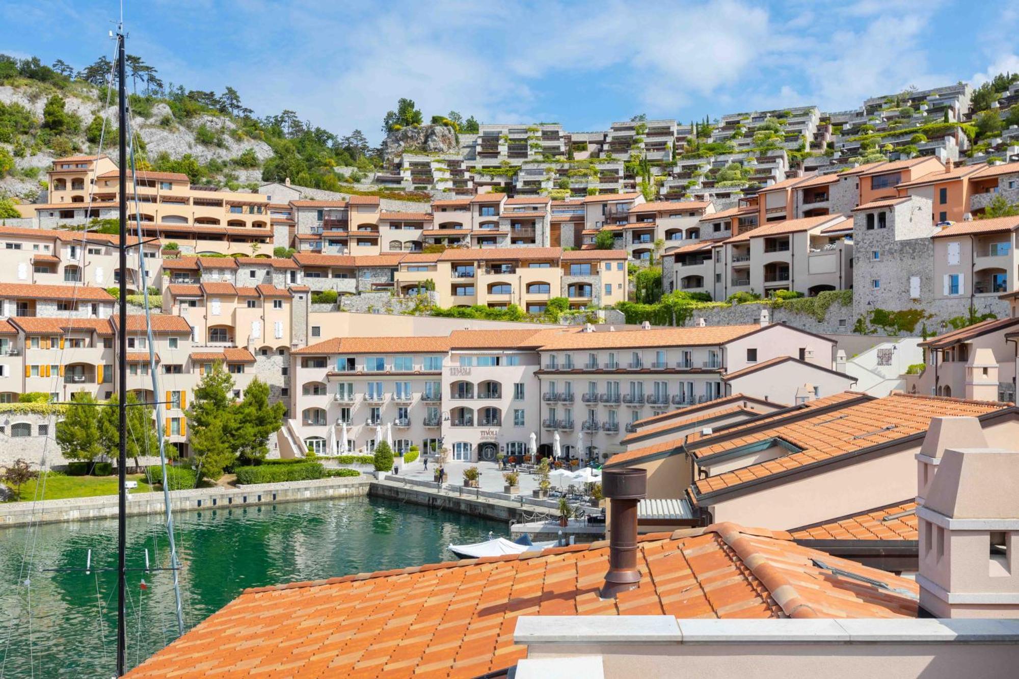 Portopiccolo Apartments Sistiana Exteriör bild