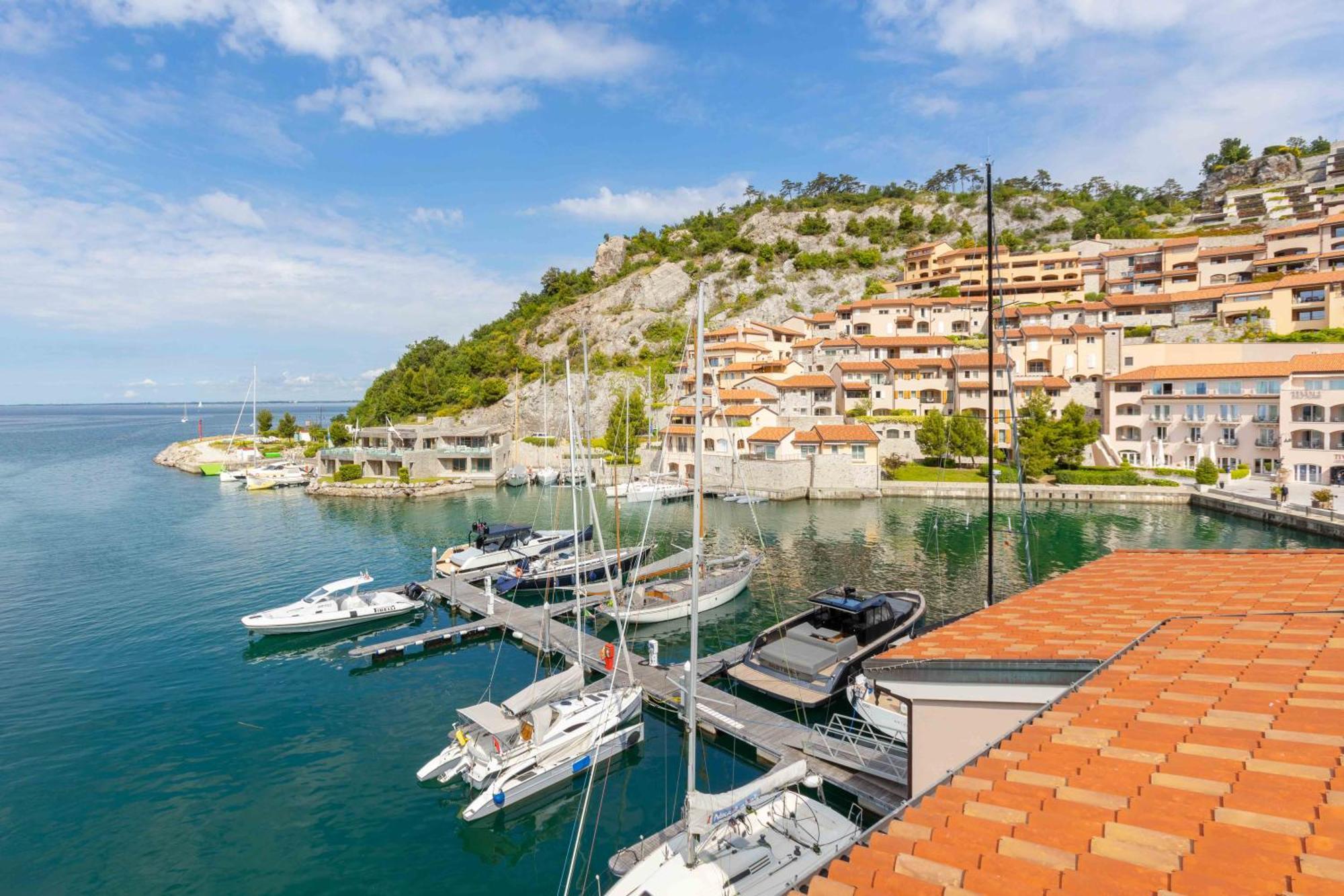 Portopiccolo Apartments Sistiana Exteriör bild