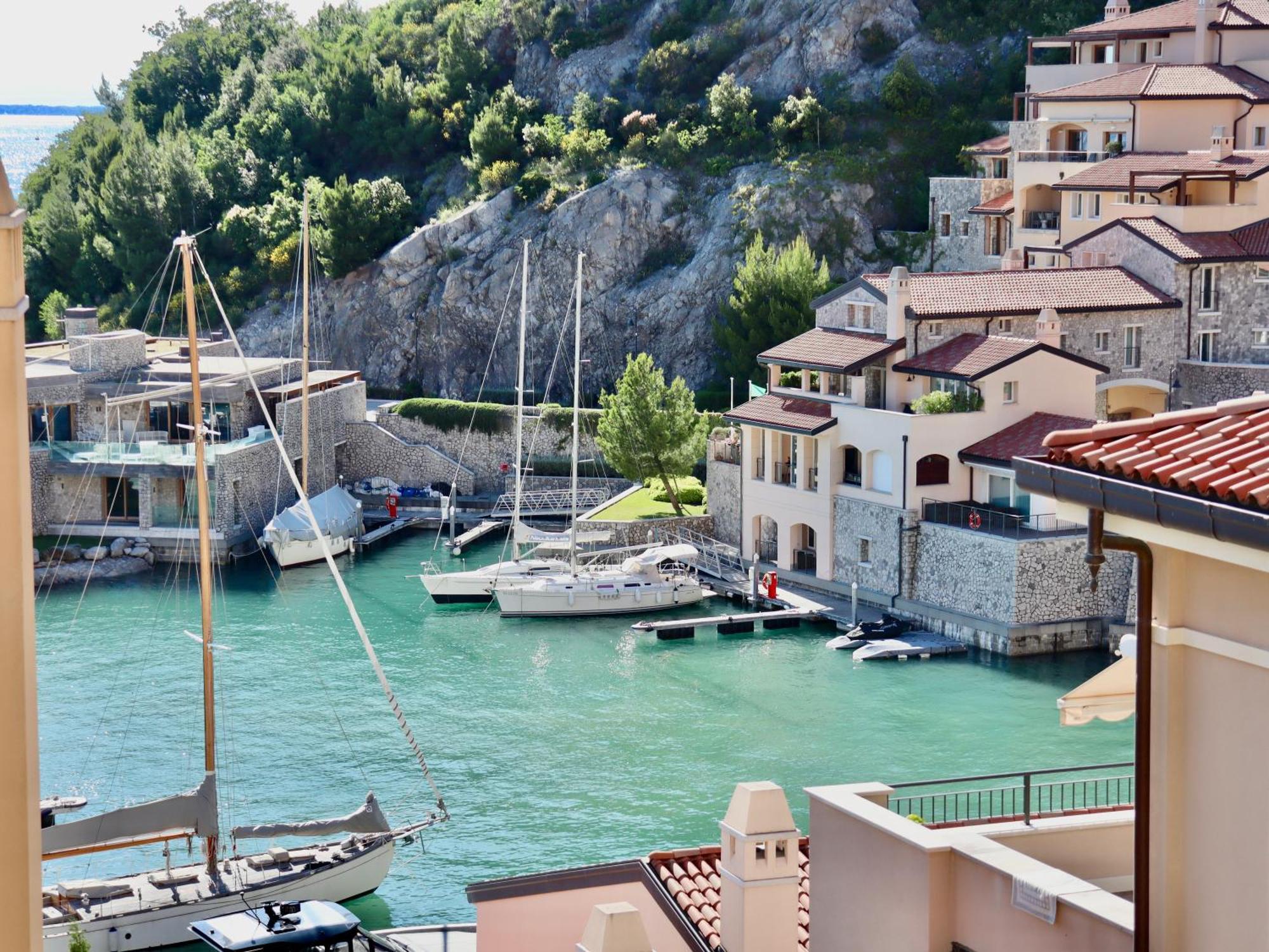 Portopiccolo Apartments Sistiana Exteriör bild